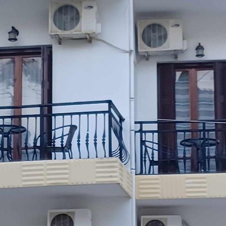 Hotel Rena Agios Kirykos  ภายนอก รูปภาพ