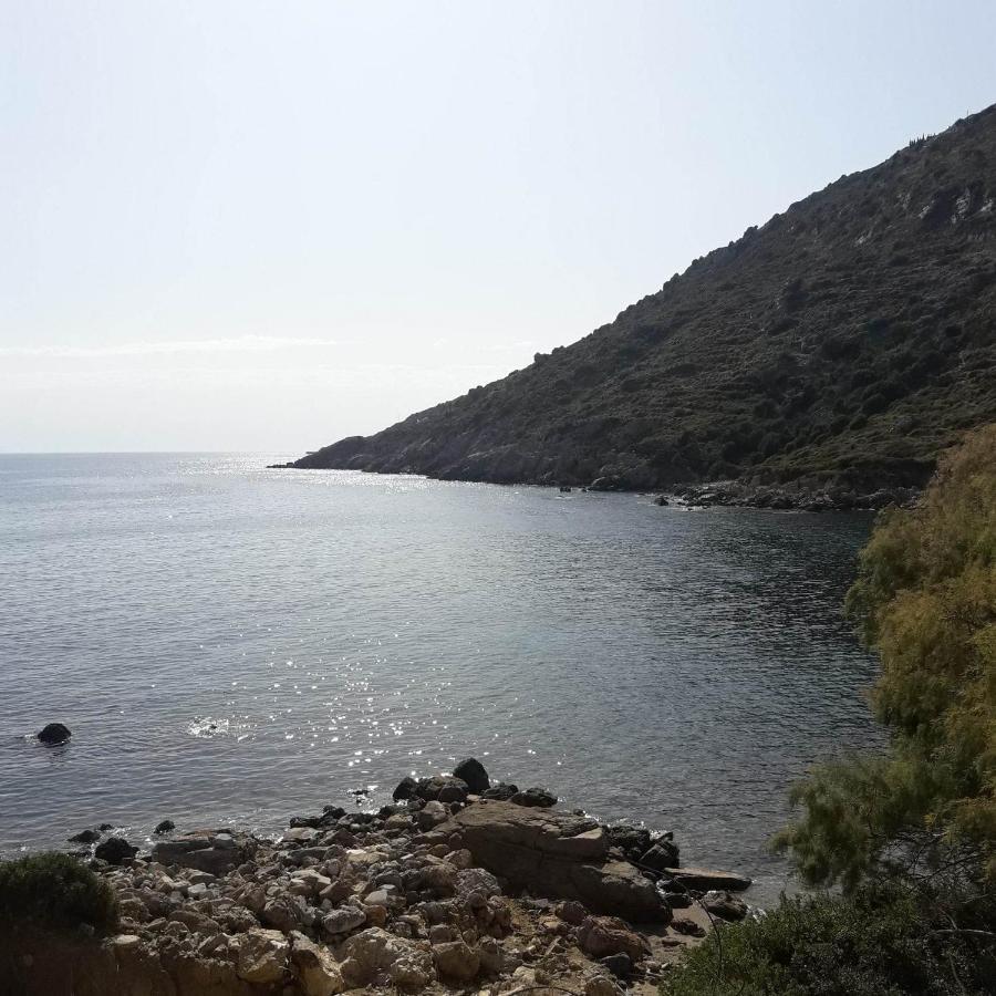 Hotel Rena Agios Kirykos  ภายนอก รูปภาพ