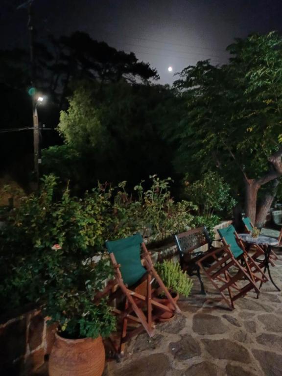 Hotel Rena Agios Kirykos  ภายนอก รูปภาพ