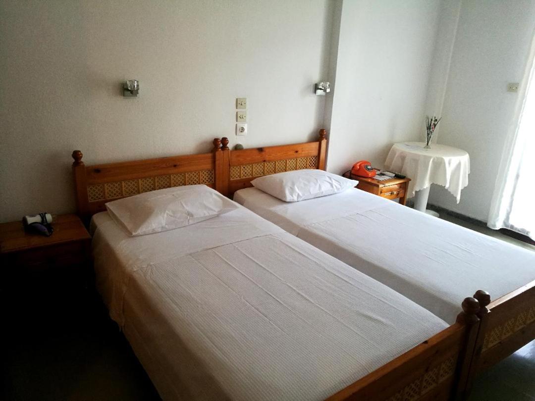 Hotel Rena Agios Kirykos  ภายนอก รูปภาพ